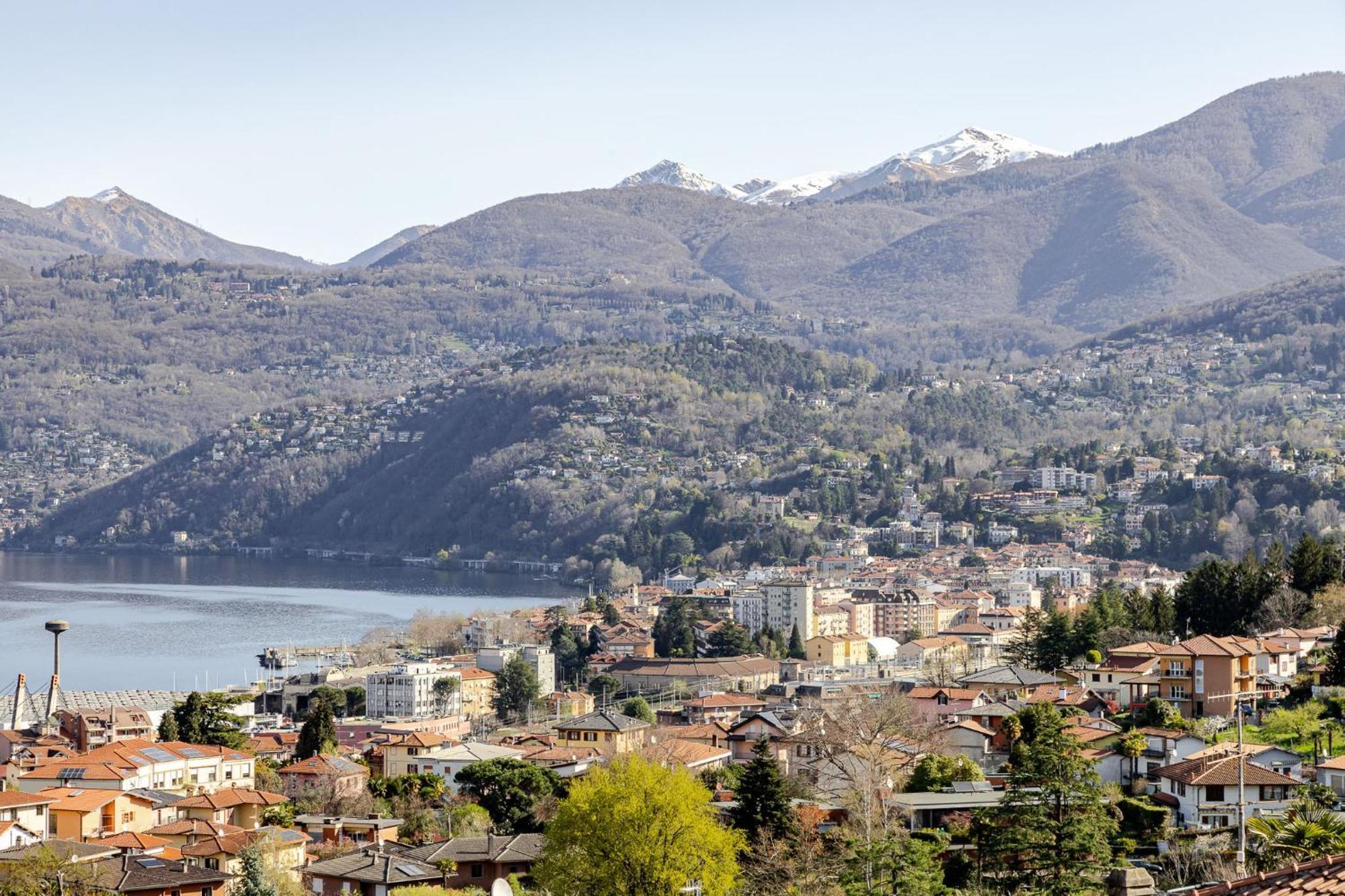 Casa Elena - Bella Vista Lago Germignaga المظهر الخارجي الصورة